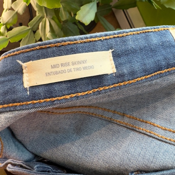 Universal Thread skinny jeans size 10/30R - Picture 5 of 7